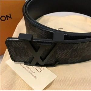 Louis Vuitton Belt Initiales Damier